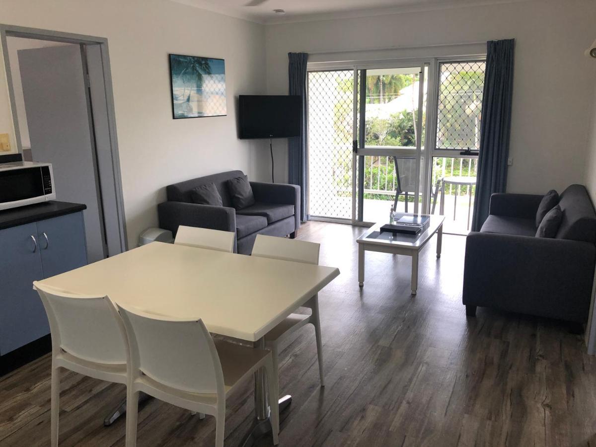 Cocos Holiday Apartments Trinity Beach Eksteriør bilde